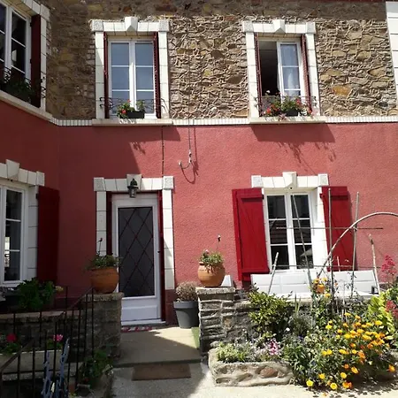 La Villa D Iska Souge-le-Ganelon